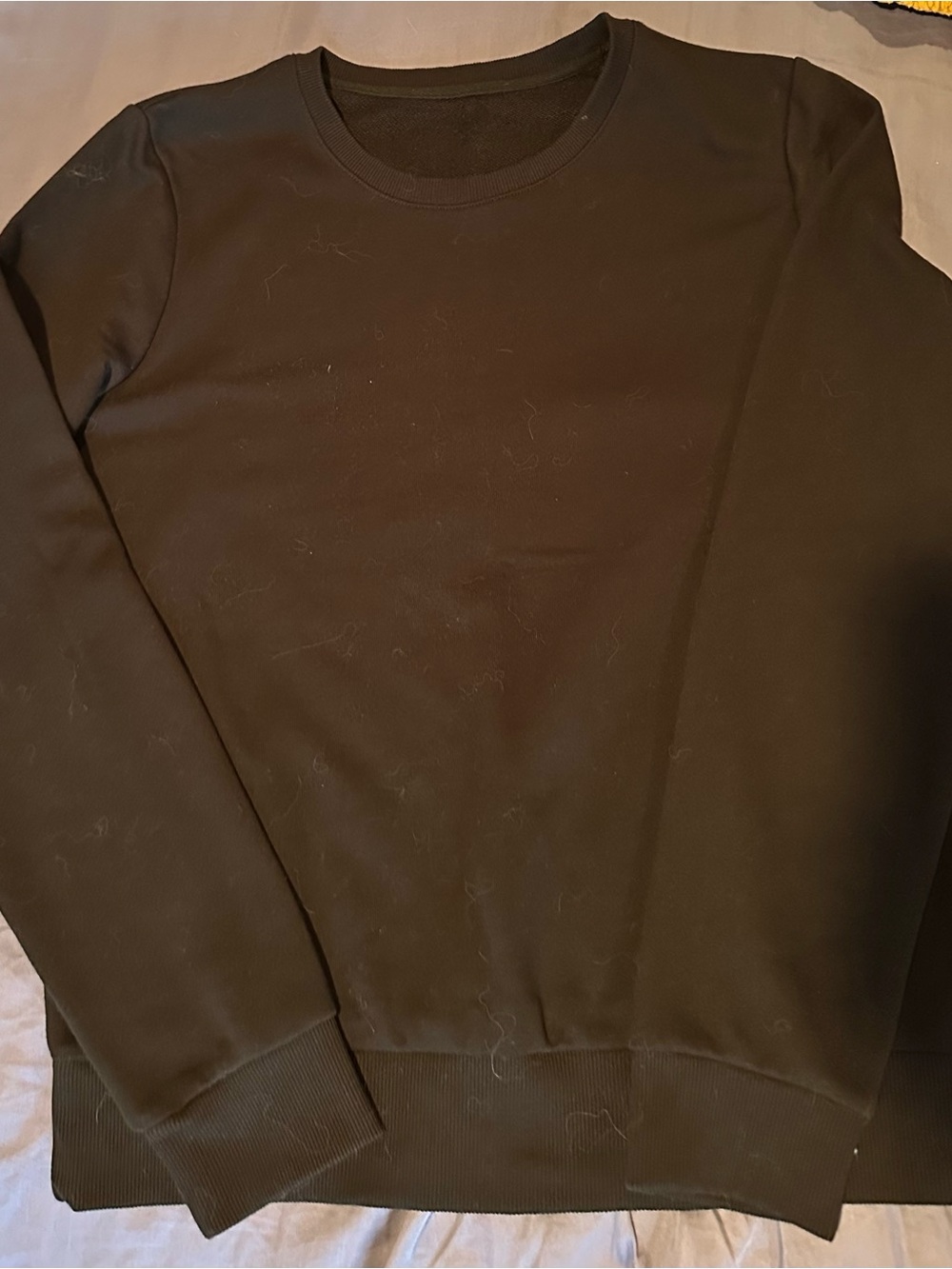 Women’s Black Crewneck Sweater - Zyia Brand